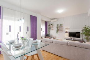 Chic Valencia Best Location
